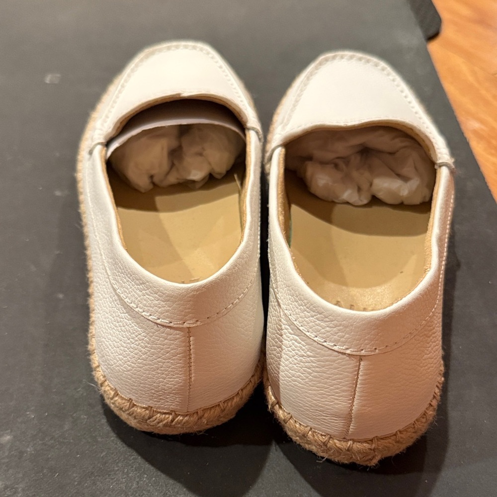 Naturalizer Cream Espadrille Loafers - Picture 3 of 3